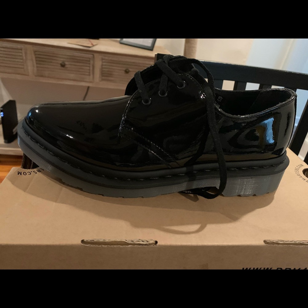 Dr Marten Black Leather Oxford